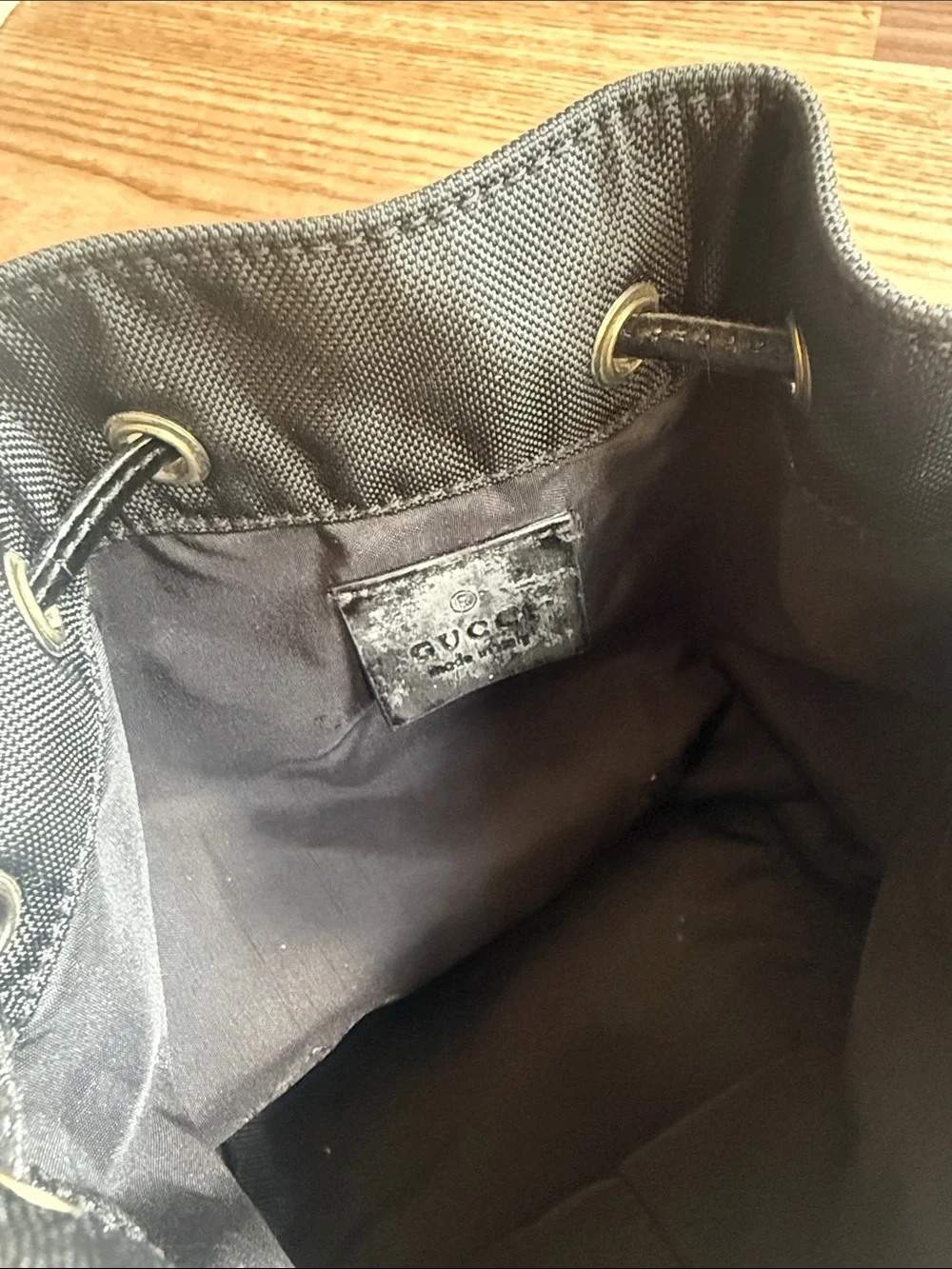 Vintage Gucci 039 0973 Black Nylon Drawstring Bucket Pouch Bag Made in Italy